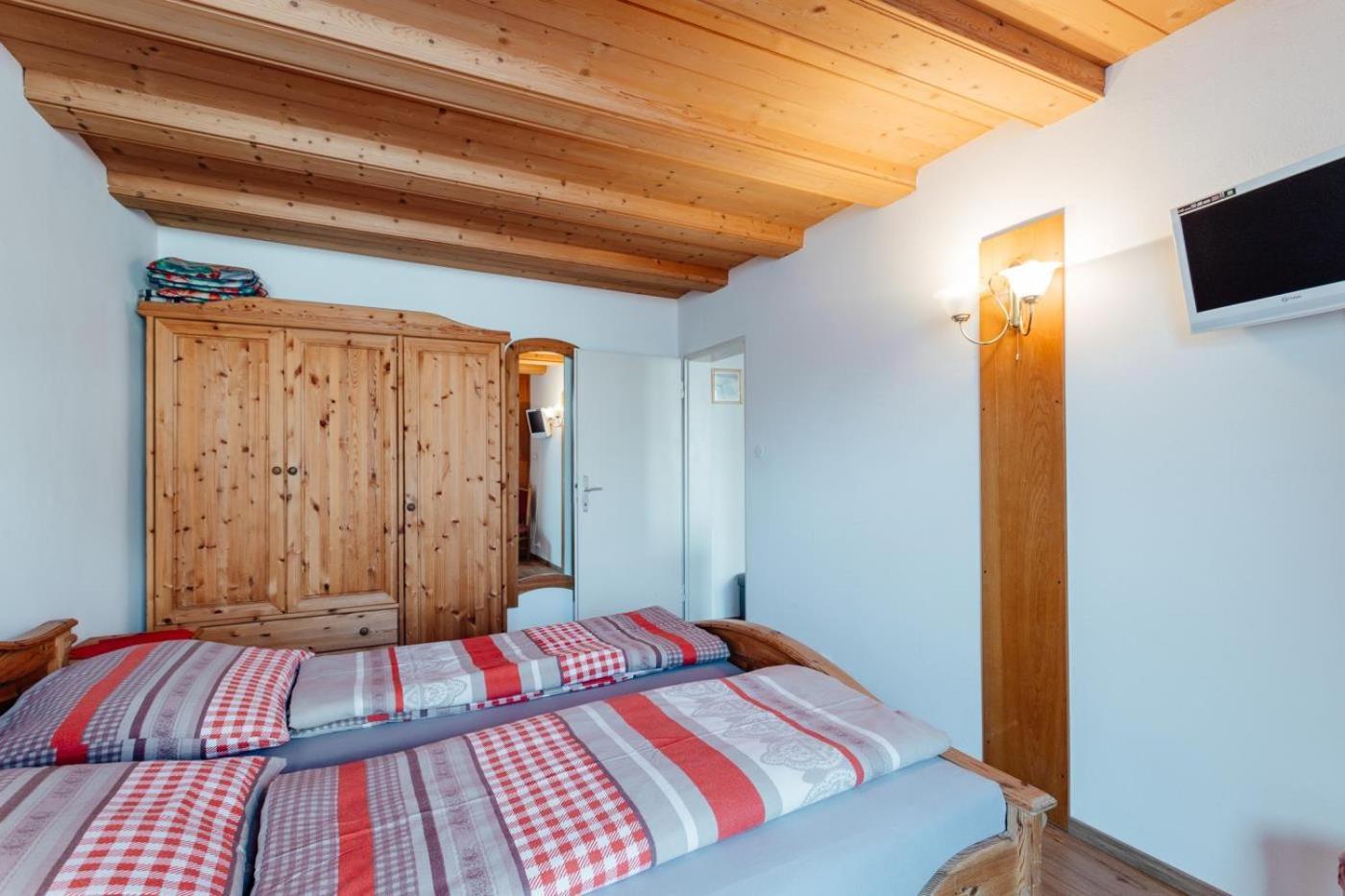 Alpenstadel Mit Hallenbad Und Sauna By Monicare Seefeld in Tirol Eksteriør billede